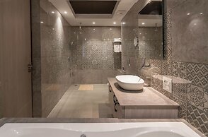 Evara Spa & Resort