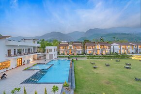 Evara Spa & Resort