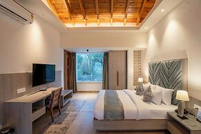 Evara Spa & Resort