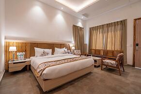 Evara Spa & Resort