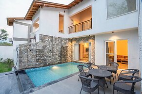 Evara Spa & Resort