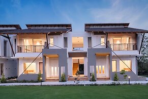 Evara Spa & Resort