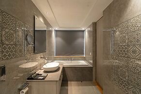 Evara Spa & Resort