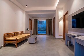 Evara Spa & Resort