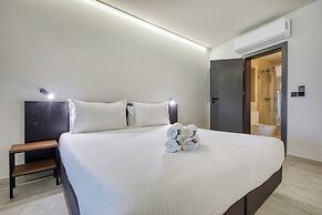 Onyx Hotel