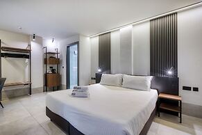 Onyx Hotel