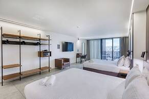 Onyx Hotel