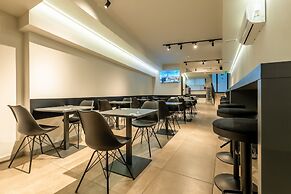 Onyx Hotel