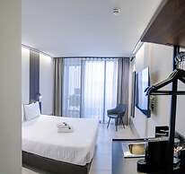 Onyx Hotel