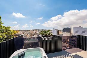 Onyx Hotel