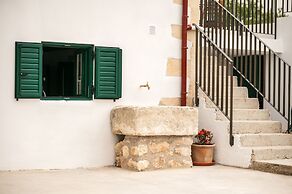 Traditional Anna s Stone House With Private Pool