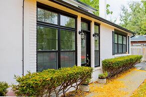 Fully Private 3 Bdrm Suite - The Winchester