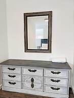 Elegant Brand New Apartment in Central Burlington