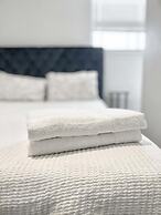 Elegant Brand New Apartment in Central Burlington