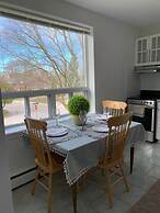 Elegant Brand New Apartment in Central Burlington