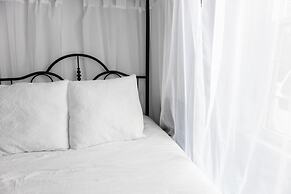 Modern Apt Neardowntown Ideal for Long Stays - U2