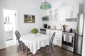 Modern Apt Neardowntown Ideal for Long Stays - U2