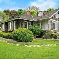 Luxury Waterfront Fairytale Home -carmen Elisabeth