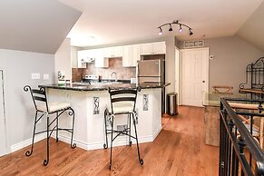 Private 2bdrm Unit With Ensuite Laundry - U5A
