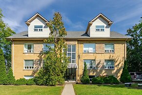 Private 2bdrm Unit With Ensuite Laundry - U5A