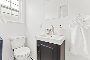 Private Apt Neardowntown Ideal for Long Stays U4