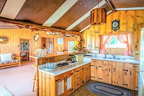 Retro Spacious Cottage - Somewhere in Time