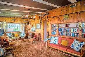 Retro Spacious Cottage - Somewhere in Time
