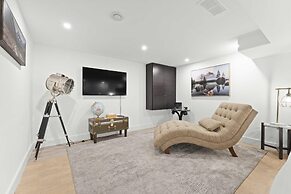 Specious Fully Private Studio apt With Laundry