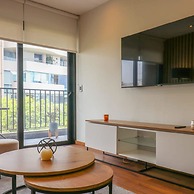 w Fascinating 1BR With Balcony in Miraflores