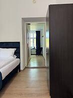 Iris Aparthotel