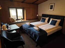 Iris Aparthotel