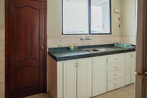 Apartment - Sleeps & Free Parking