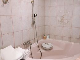 Stunning 2-bed Apartment in Praha 4