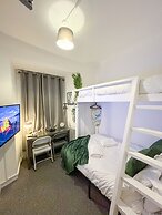 The X Hotel