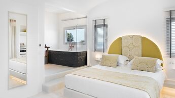 Emfasis Luxury Villa