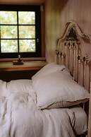 La Petite For t Cottage in Brussels Countryside