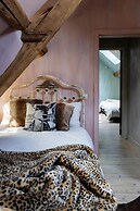 La Petite For t Cottage in Brussels Countryside