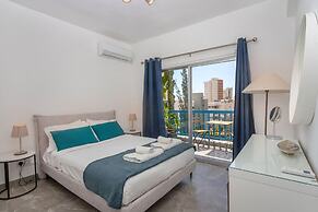 White Arches Sea View Apt No 2