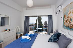 White Arches Sea View Apt No 1