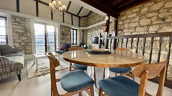 Leonys House in Dhoros