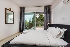 Bay View Gardens Apt 3