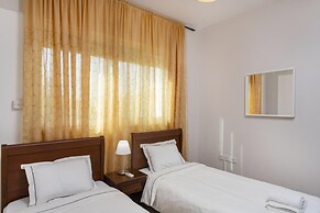 Bay View Gardens Apt 3