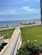 Hallmark Beach Apt by TrulyCyprus