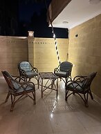 Malak pyramids inn