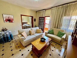 Alma Hostel