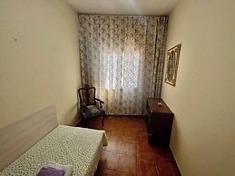 Alma Hostel