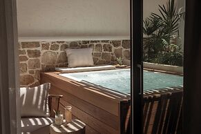 Soleil Rooms and Suites