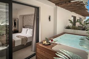Soleil Rooms and Suites