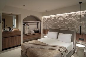 Soleil Rooms and Suites