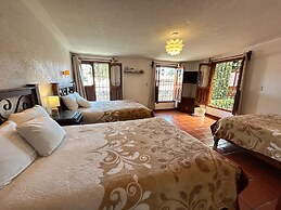 Hotel Casa Linda